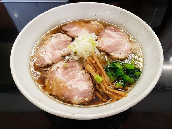 「醤油ラーメン+チャーシュー2枚増」@麺処 たまりやの写真