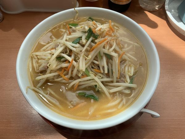 「味噌ラーメン（クーポン大盛） 540円」@日高屋 小手指北口店の写真