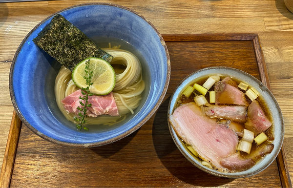 「味玉 昆布水つけめん 醤油(並)ちょい肉増し」@YOKOKURA STOREHOUSEの写真