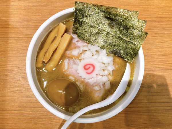 「特製煮干中華そば:1,000円」@煮干中華そば 鈴蘭 新宿店の写真