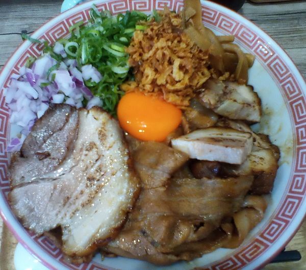 「まぜそば全部増し」@徳島NOODLE ぱどるの写真