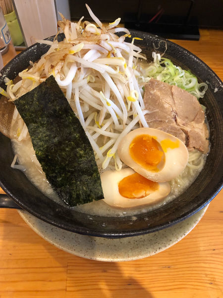 「もやし味玉玉子らぁ麺」@らあ麺 やったるの写真