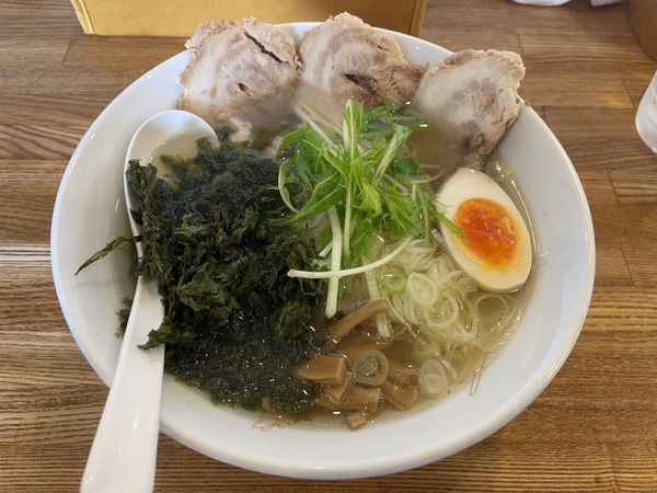 「榎穏らーめん（しお）」@らーめん榎穏の写真