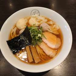 特製ワンタンハーフ黒だし