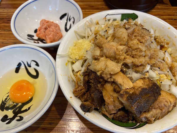 「汁なしそば＋エビマヨ＋チーズ：950＋50＋100円」@雷 松戸駅東口店の写真
