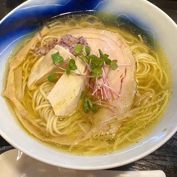 「塩らぁ麺 豚鶏MIX」@らぁめん矢 ロックンビリースーパーワンの写真