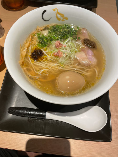 「真鯛と蛤の塩そば」@SOBAHOUSE 金色不如帰 新宿御苑本店の写真