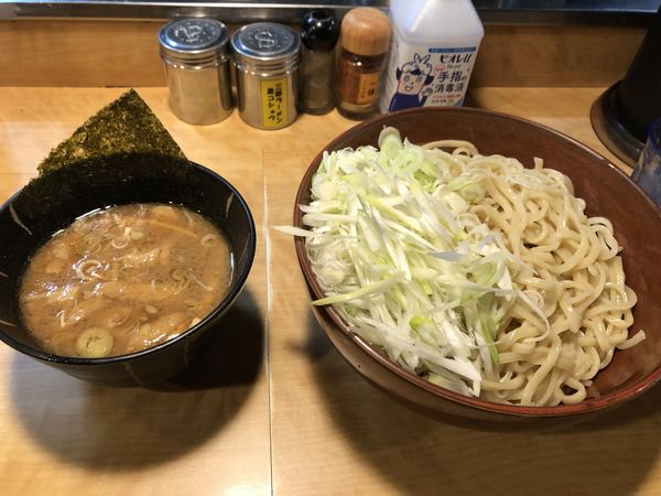 「つけそば（特盛り）＋ねぎ」@七人の侍の写真