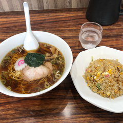 泰鵬 駅前店の画像