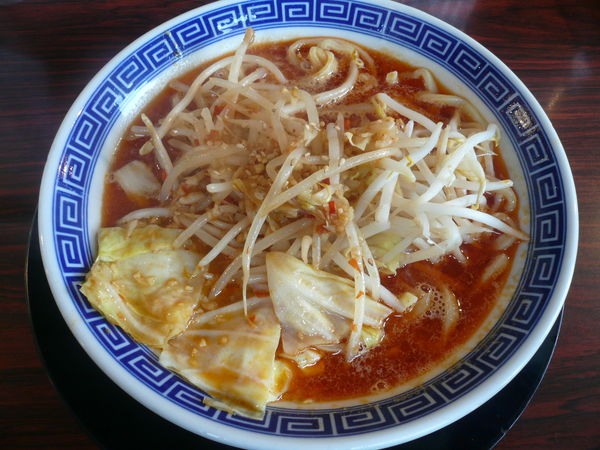 「赤ラーメン（味噌、小、脂少なめ）」@らーめん伏竜 本店の写真