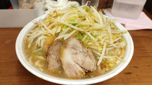 「大・ネギ（ヤサイカラメ）￥９５０」@ラーメン二郎 品川店の写真