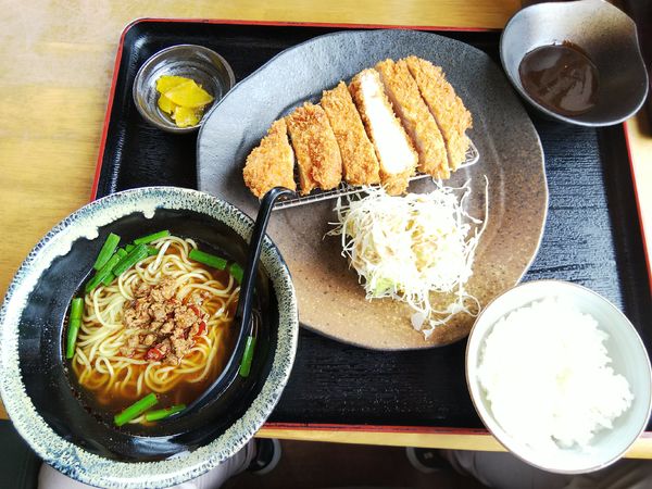 「【昼限定】とんかつランチ　※ライス半分」@台湾料理 華甲園の写真