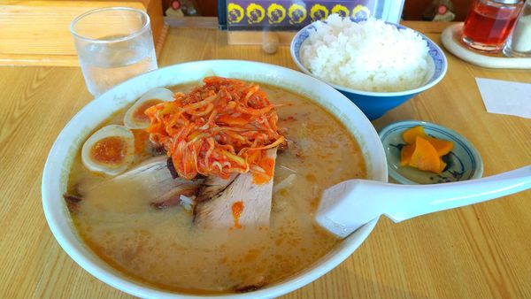 「辛い味噌チャーシューメン+味玉」@金太楼の写真