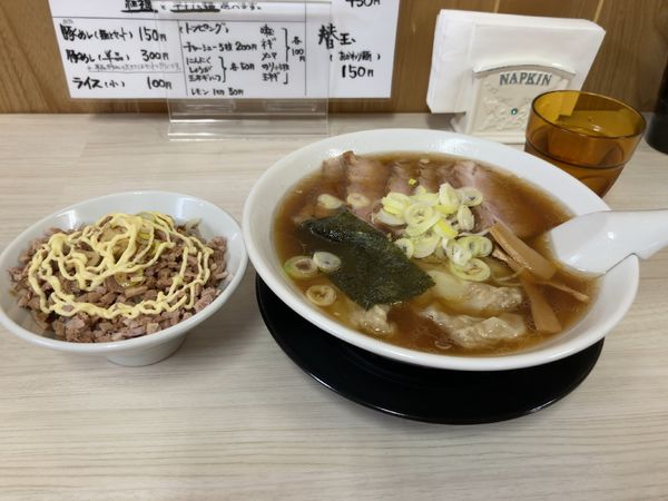 「昔ながらチャーシューワンタンメン＋豚めし」@寺カフェ 中華そば水加美の写真