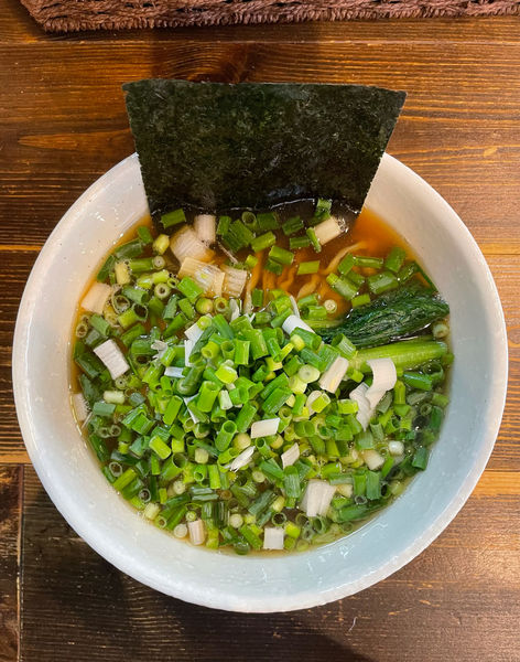 「ねぎ増し煮干しそば黒 太麺」@中華そば 亜熱帯の写真