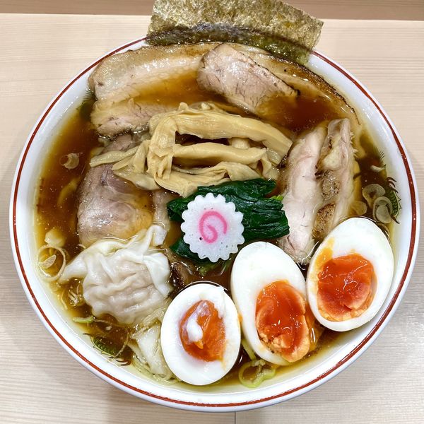 「【限定C】生姜醤油ラーメンチャーシュー増し＋大盛り＋味玉」@手揉み中華そば 中村の写真