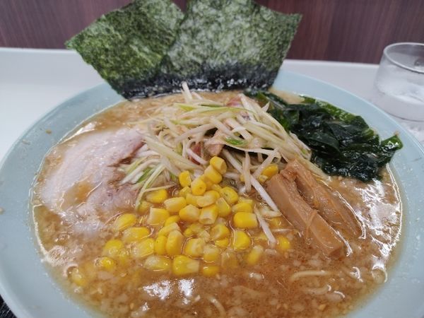 「ネギみそラーメン（930円）＋ライス（130円）」@ラーメンショップ 北川辺店の写真