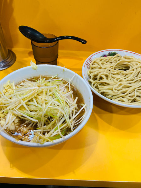 「シークワーサーつけ麺　野菜少なめネギしょうがニンニクマシ」@ラーメン二郎 八王子野猿街道店2の写真