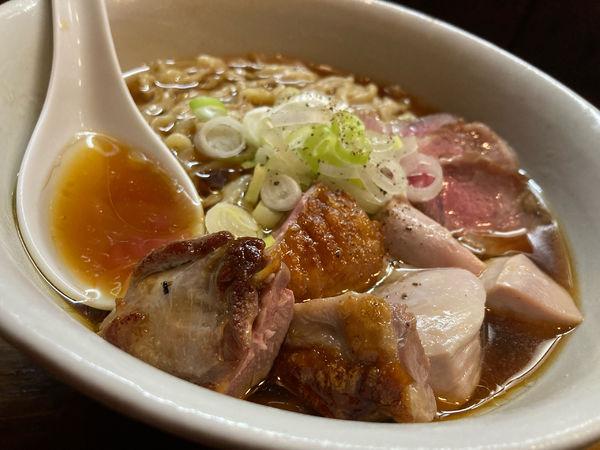 「らーめん+得肉三昧」@らーめん かねかつの写真