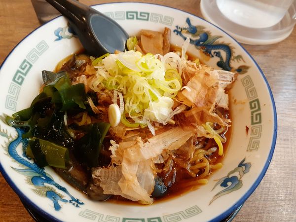 「冷しラーメン、醤油」@北海道らーめん 熊源 下北沢店の写真