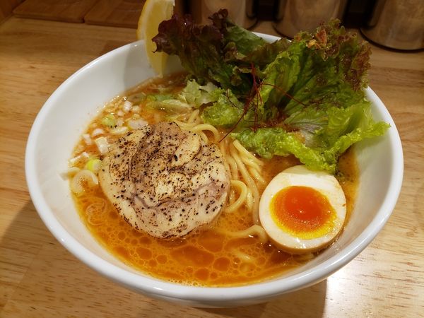 「特製トマト鶏白湯麺」@トクベツ。の写真