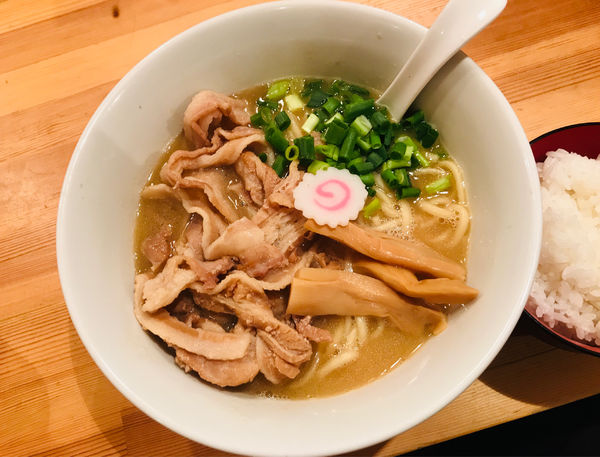 「ら〜麺 豚＋ライス」@麺の極 はなみちの写真