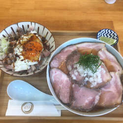 冷製肉そば（1400円）