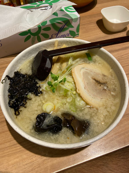 「塩らーめん」@白樺山荘 北海道ラーメン道場店の写真