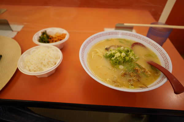 「ラーメン」@金龍ラーメン 難波千日前店の写真
