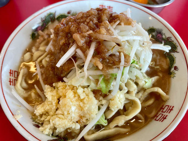 「ラーメン豚二枚」@ラーメン英二の写真