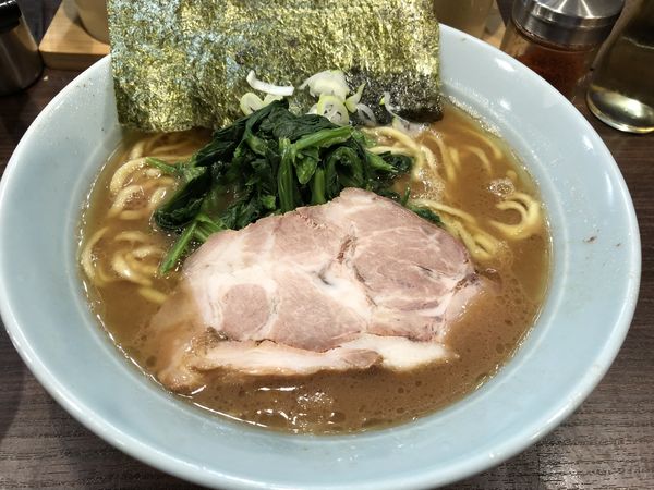 「ラーメン」@横浜家系らーめん侍 渋谷本店の写真