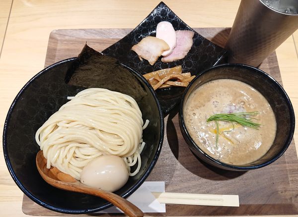 「煮玉子つけ麺（小150g）」@麺屋 周郷 新橋店の写真