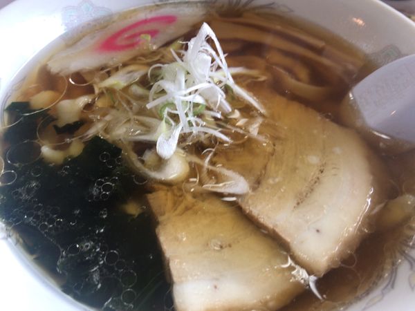 「手打ちラーメン750円-クーポン50円引き」@せせらぎ食堂の写真