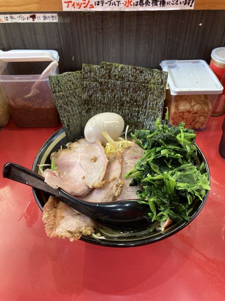 「ネギチャーシューメン白3枚＋ほうれん草＋味玉」@横浜家系ラーメン 宗八 柏本店の写真