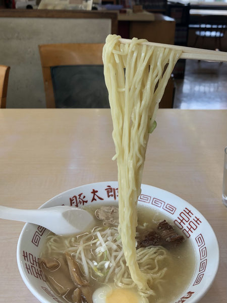 「塩ラーメン」@豚太郎 広江店の写真