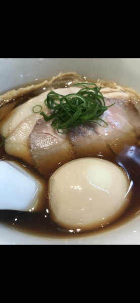「特製醤油らぁ麺」@らぁ麺 はやし田 赤羽店の写真