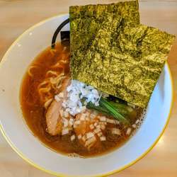 醤油ラーメン　700円