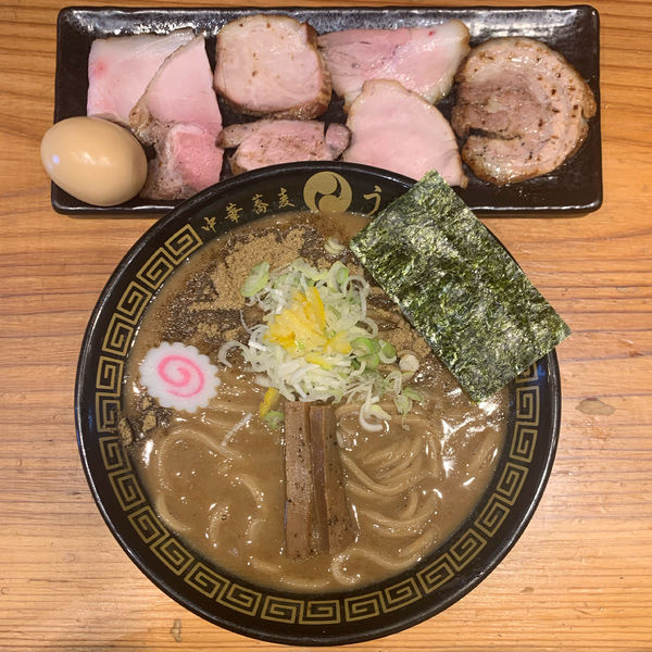 「特製中華蕎麦」@中華蕎麦うゑずの写真