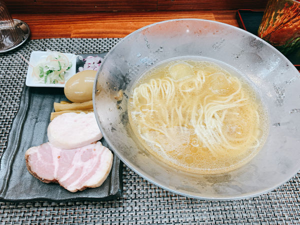 「冷製太刀魚煮干し淡口醤油」@麺や 睡蓮の写真