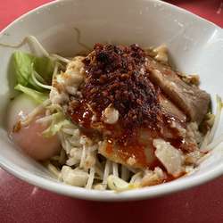 汁無しの麻辣そば