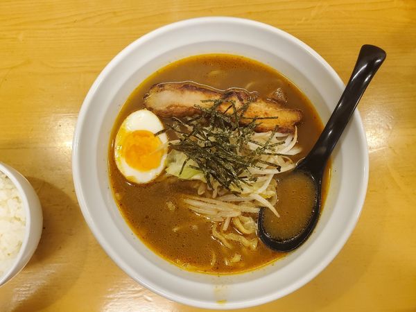 「カレーラーメン」@魔女のカレーの写真