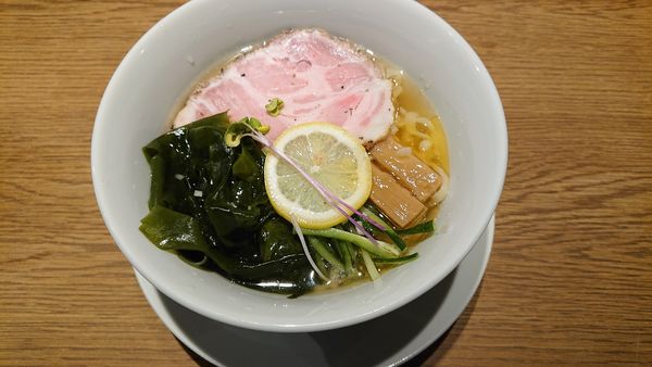 「（期間限定）冷やしイリコそば　８８０円」@中華そば 二階堂の写真