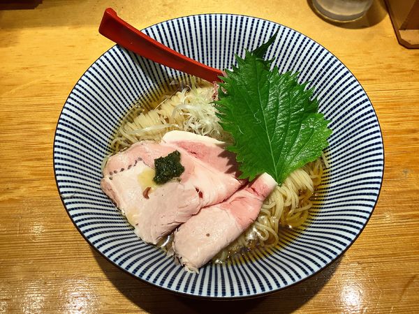 「【期間限定】焼きあごの冷しとろみそば」@焼きあご塩らー麺 たかはし 新宿本店の写真