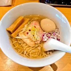 味玉塩らぁ麺 ～ポルチーニ香る～