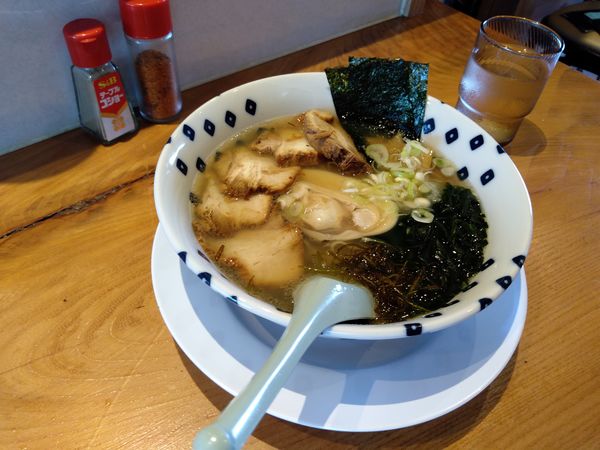 「土日限定らーめん」@麺酒庵 こまつの写真