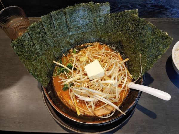 「赤めんねぎ２辛　のり」@らーめん専科 正五郎の写真