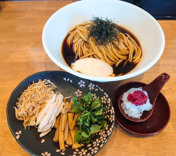 「昆布水の冷製梅醤油まぜそば【期間·数量限定】」@麺処 湯咲の写真