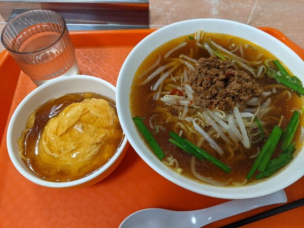 「お得らーめんセット　台湾らーめん+天津飯　520円」@上海媽媽 ピアゴ中村店の写真