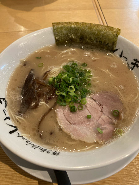 「ラーメン」@博多長浜らーめん いっき 戸塚安行店の写真