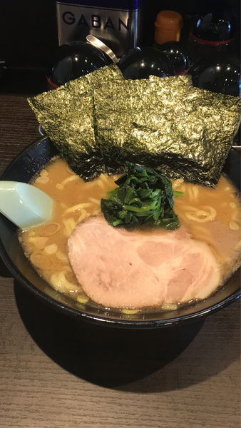 「醤油ラーメン中盛カタメ」@らーめん家 せんだい 町田店の写真